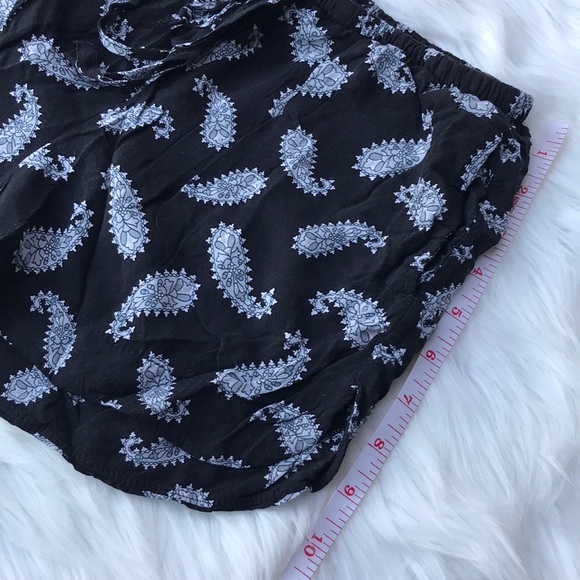 Brandy Melville Paisley Drawstring Shorts - Picture 6 of 8
